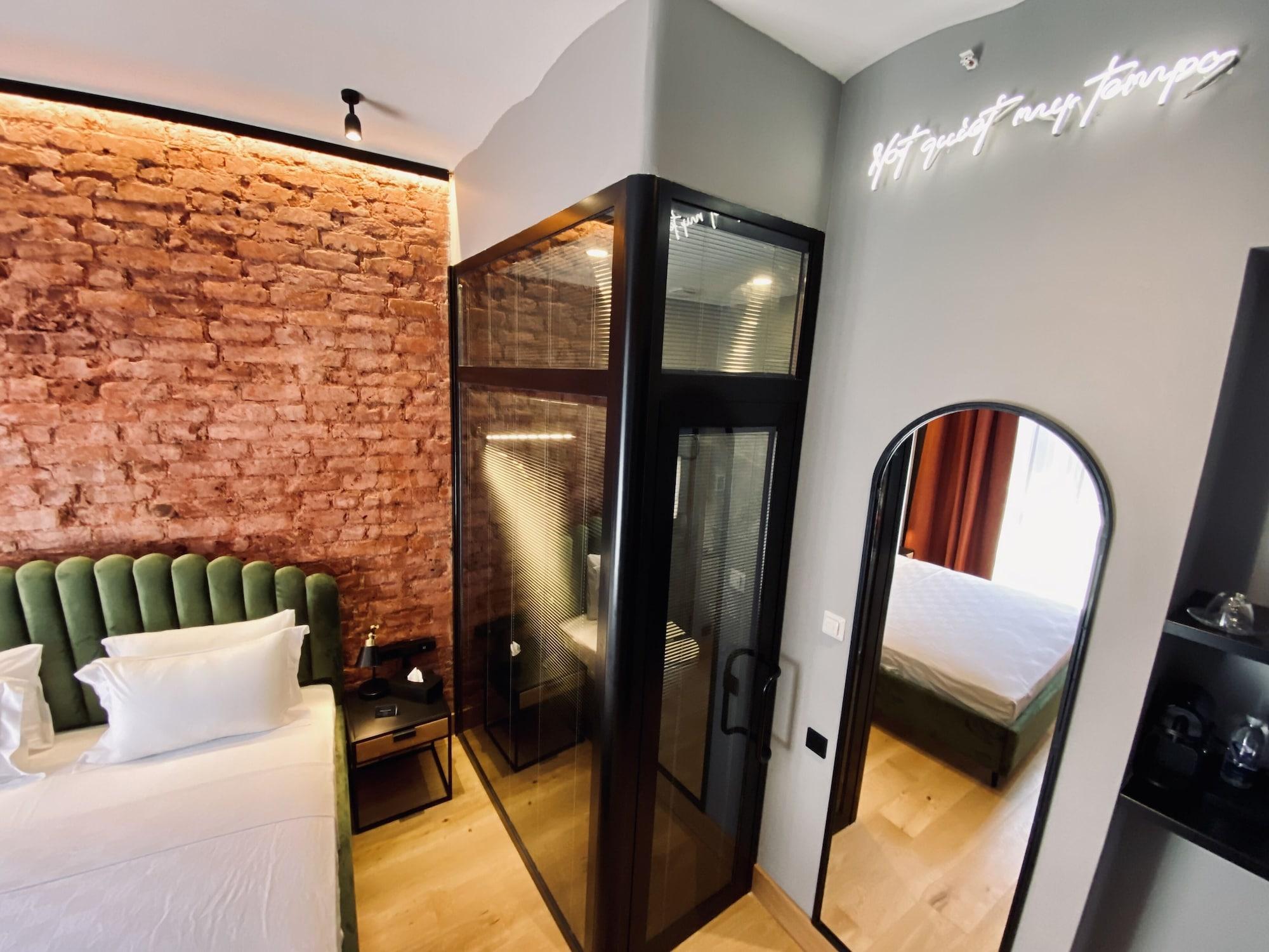 Ruz Hotels Istambul Exterior foto A room at the hotel